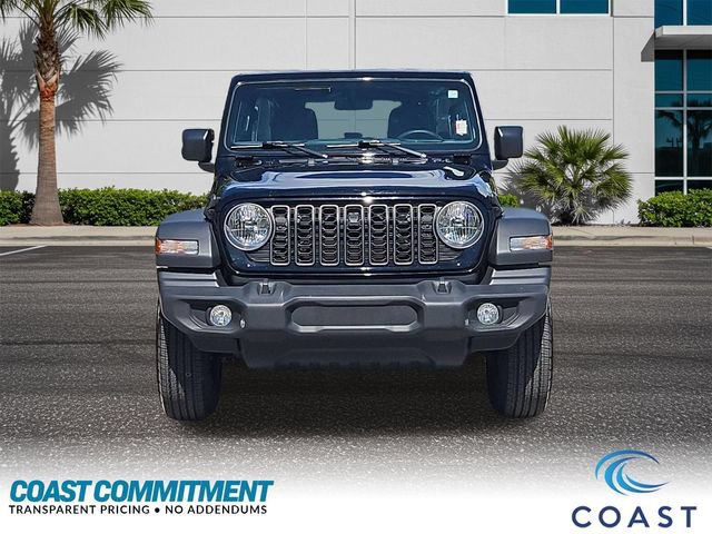 Used 2025 Jeep Wrangler Unlimited Sport AWD/4WD image 2