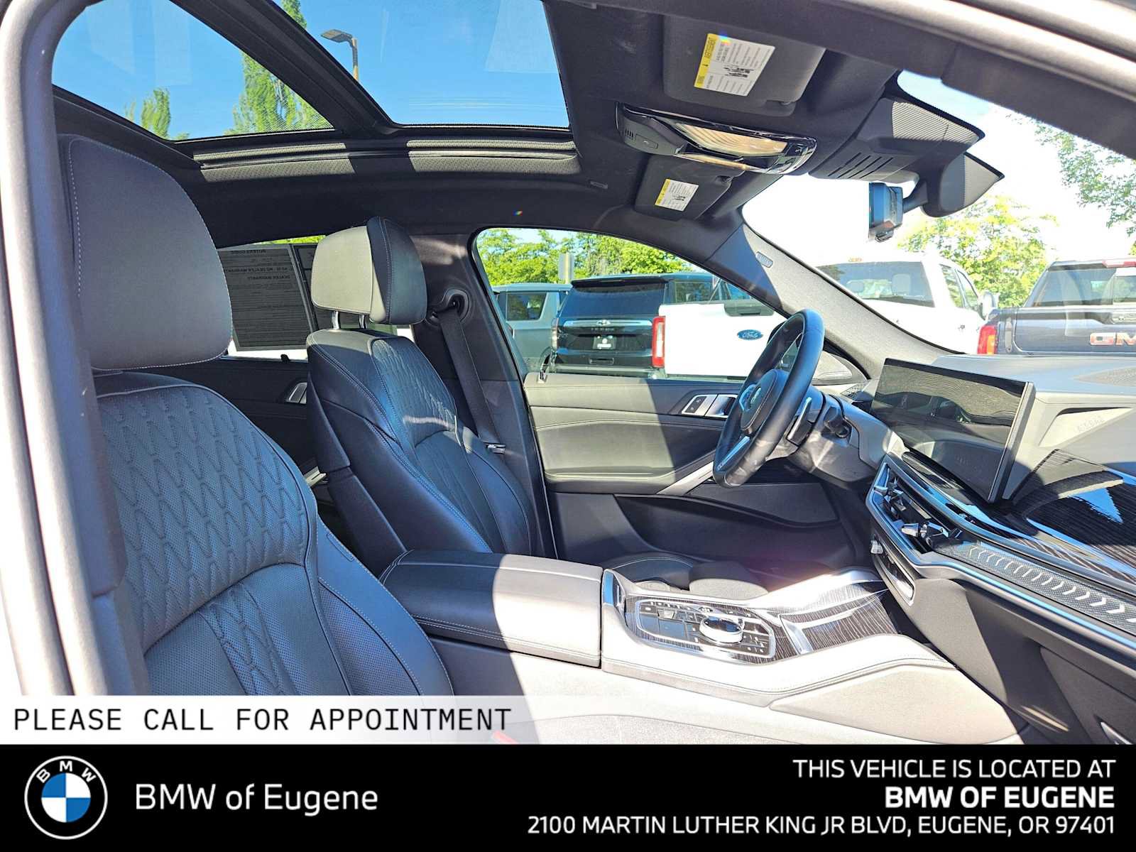 Used 2024 BMW X6 xDrive40i w/ Executive Package AWD/4WD image 11