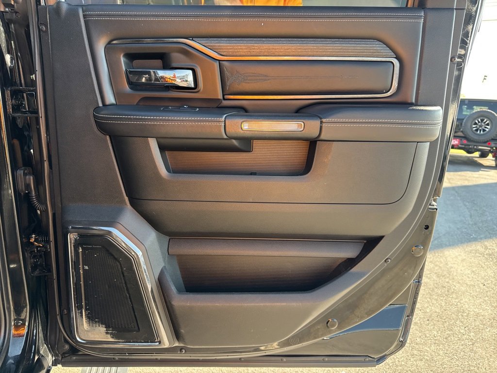 Used 2022 RAM 2500 Limited image 17