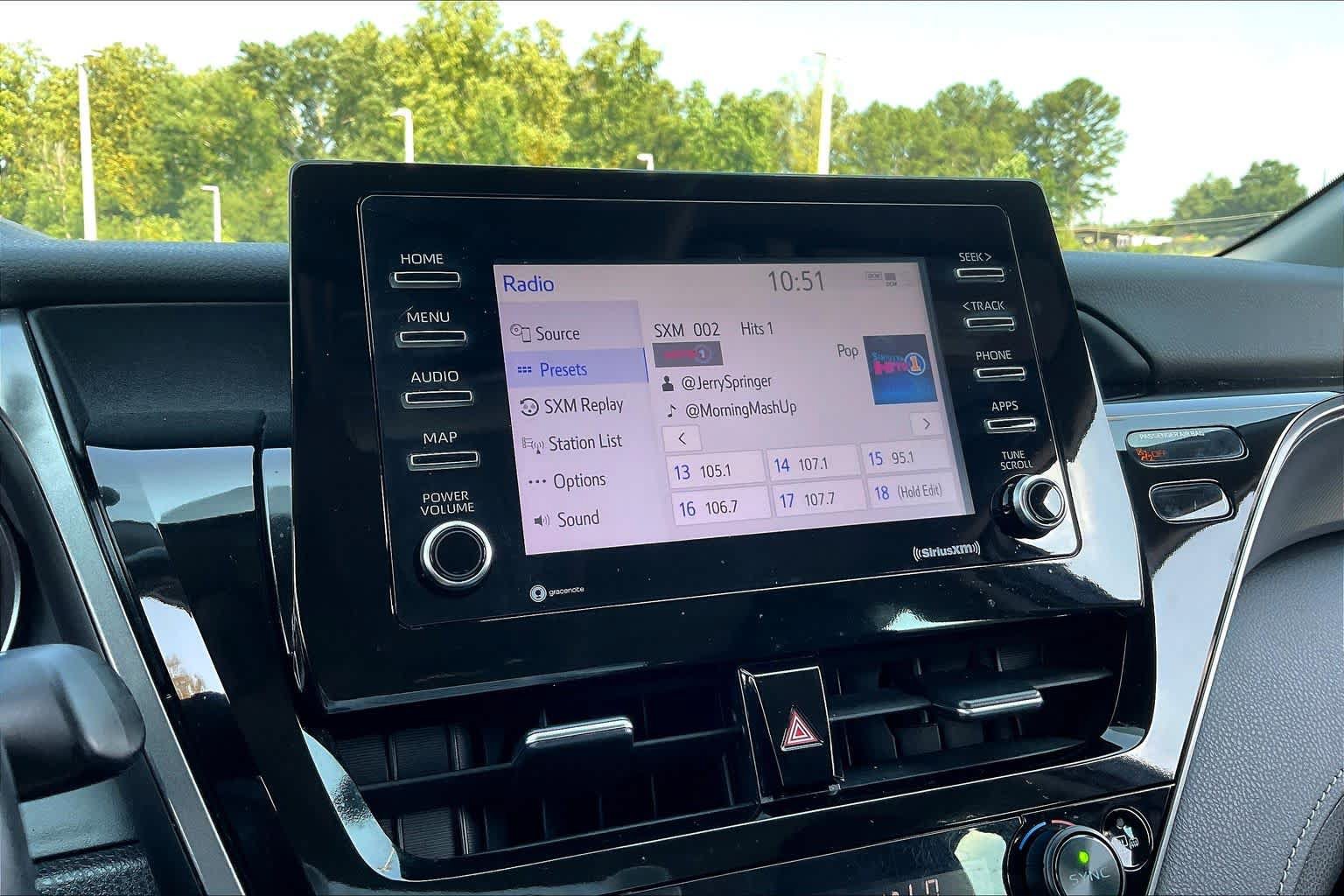 Used 2023 Toyota Camry SE FWD image 31