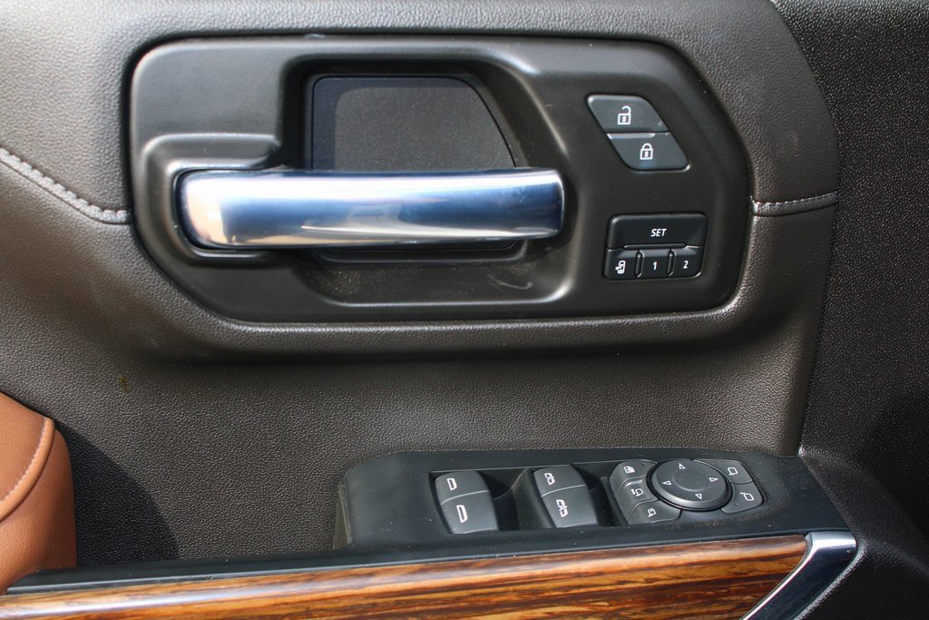 Used 2023 Chevrolet Silverado 3500 High Country image 15