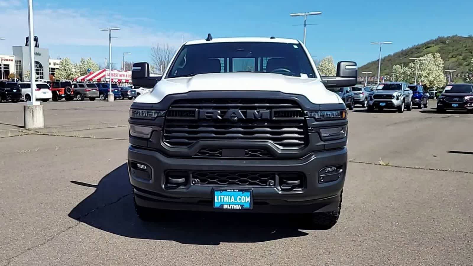 Used 2025 RAM 3500 Tradesman AWD/4WD image 3