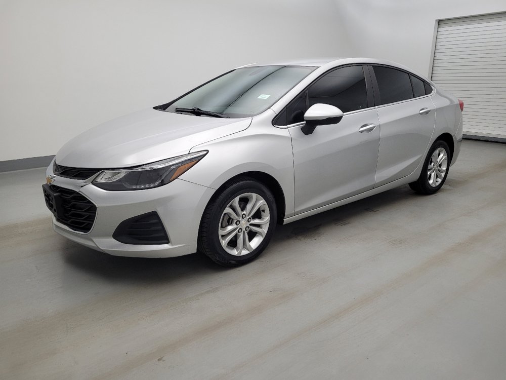 Used 2019 Chevrolet Cruze LT w/ LT Fleet Convenience Package FWD image 2