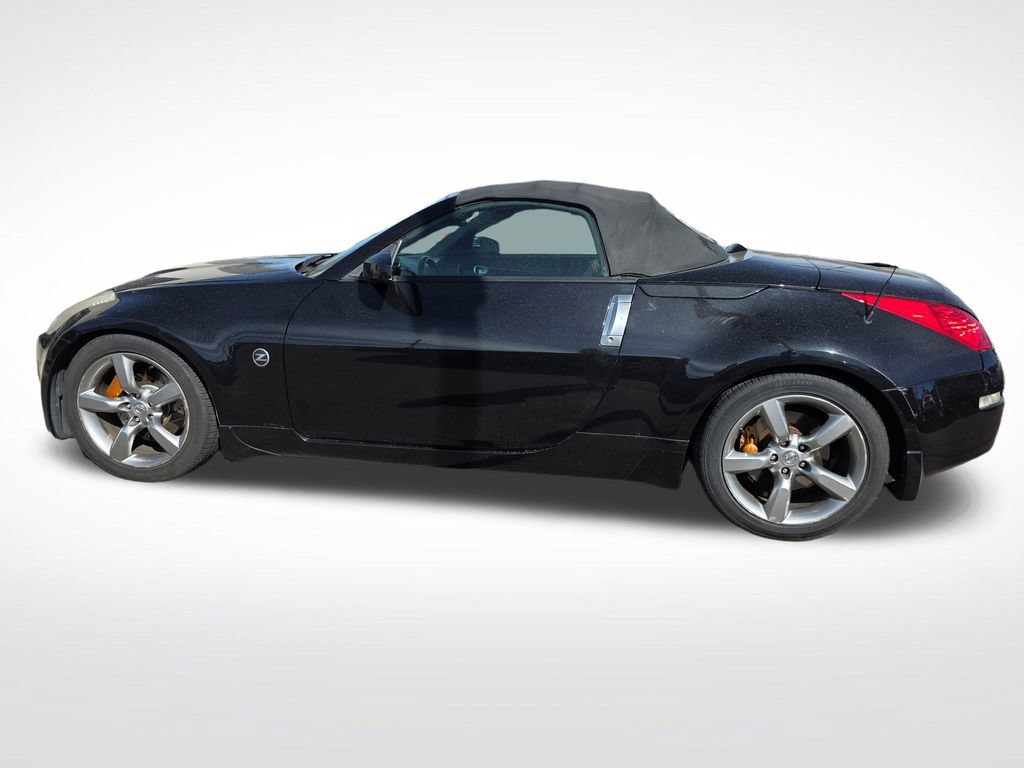 Used 2008 Nissan 350Z Grand Touring RWD image 5