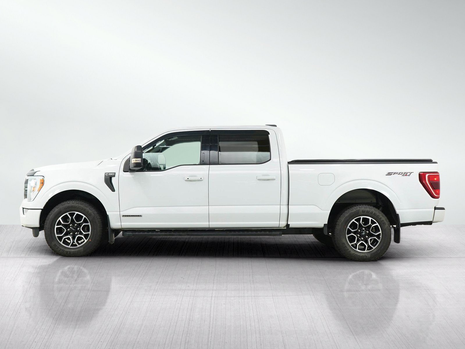 Used 2022 Ford F150 XLT w/ Equipment Group 302A High AWD/4WD image 3