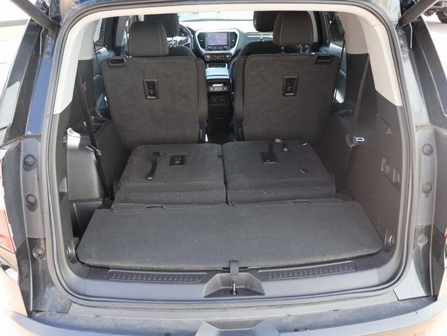 Certified 2023 GMC Acadia SLE w/ Driver Convenience Package AWD/4WD image 18