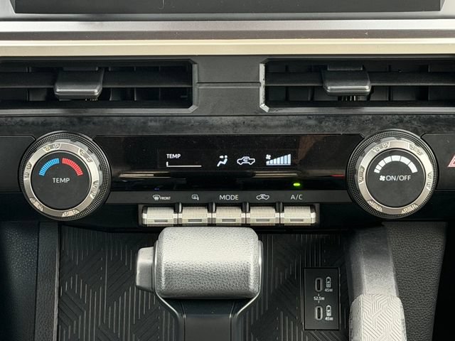Certified 2025 Toyota Tacoma SR5 AWD/4WD image 22