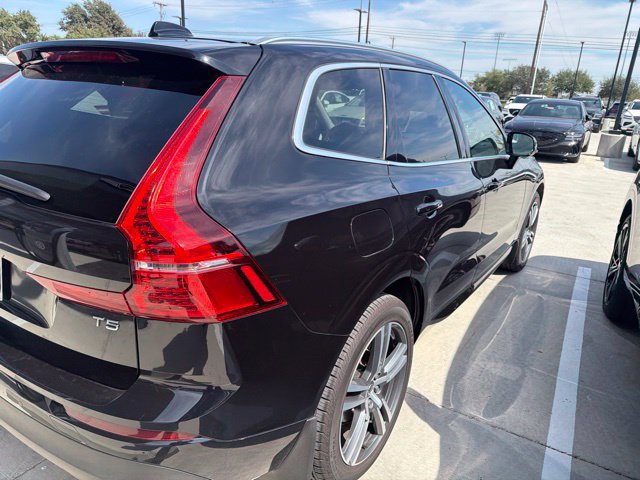 Used 2020 Volvo XC60 T5 Momentum FWD image 4