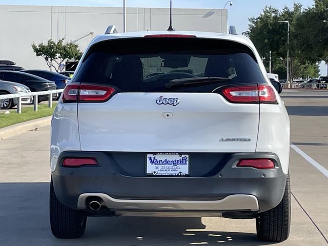 Used 2016 Jeep Cherokee Limited w/ Technology Group FWD image 5
