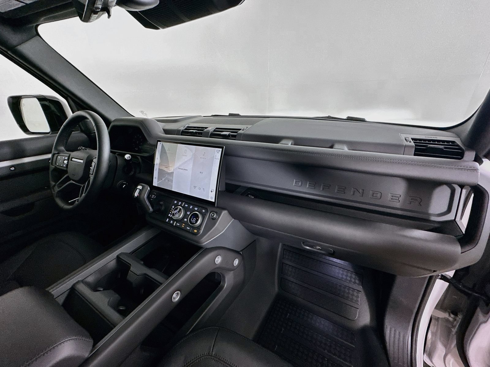 New 2026 Land Rover Defender 110 X-Dynamic SE AWD/4WD image 46