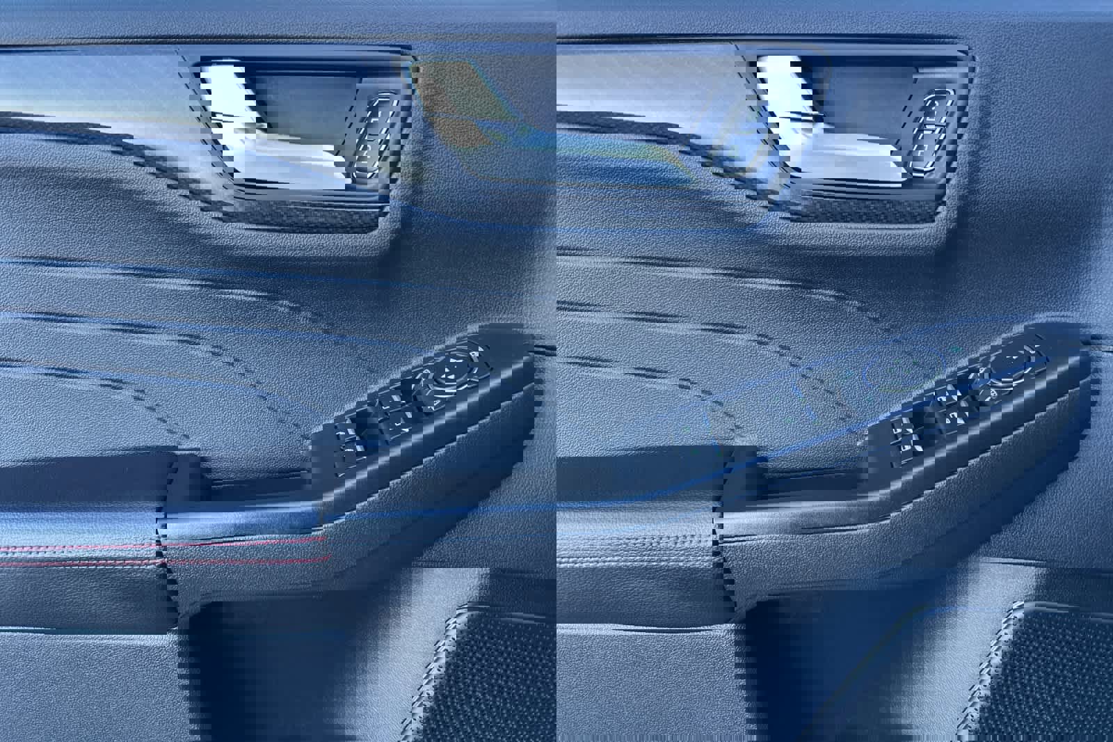 Certified 2025 Ford Escape ST-Line image 12