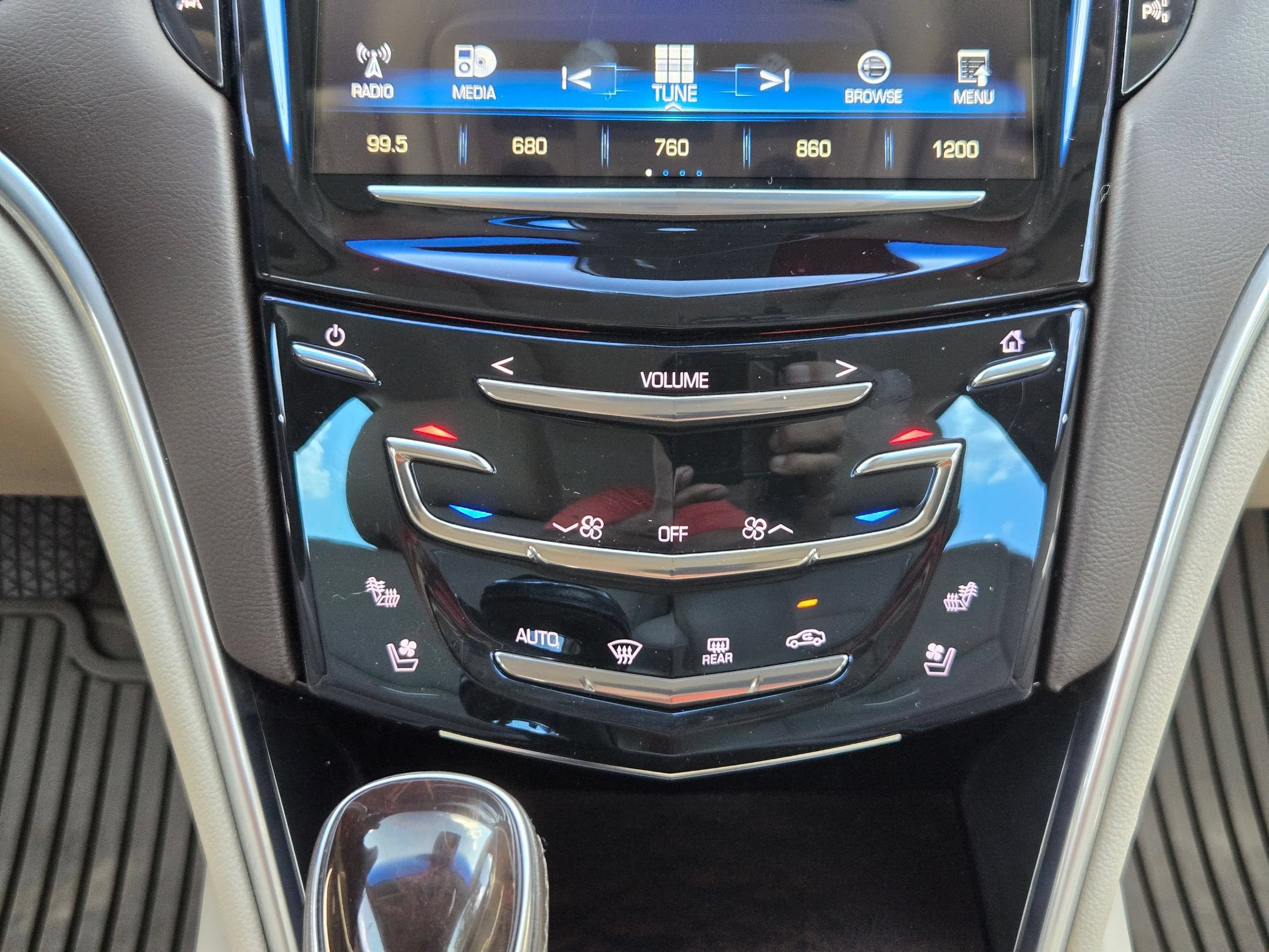 Used 2016 Cadillac XTS Luxury w/ Driver Awareness Package FWD image 18