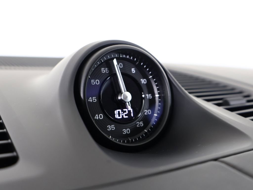 New 2026 Porsche Cayenne GTS image 11