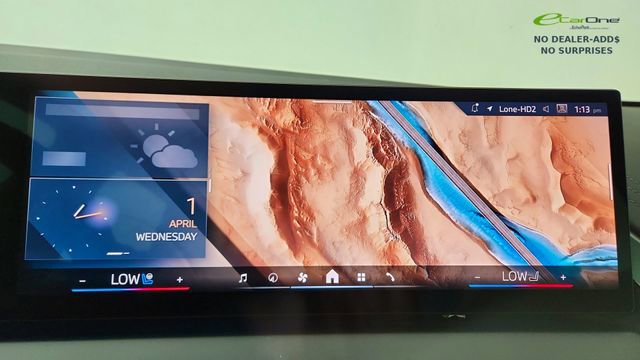 Used 2025 BMW X3 xDrive30i w/ Premium Package image 43