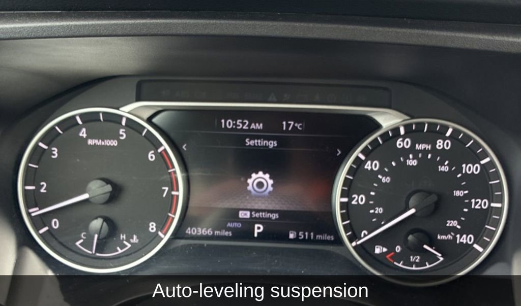 Used 2024 Land Rover Range Rover Sport SE image 12