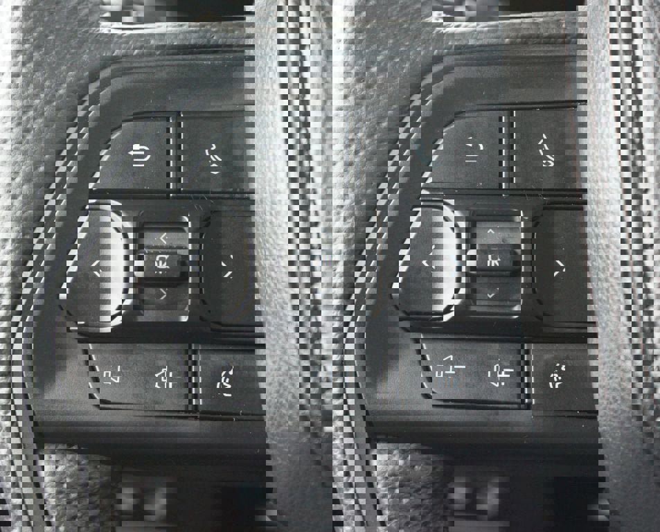 Used 2025 Toyota Sequoia Limited image 12