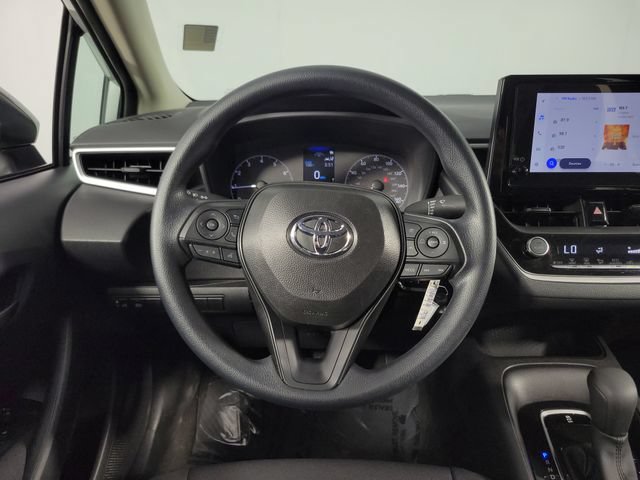 Used 2025 Toyota Corolla LE FWD image 21