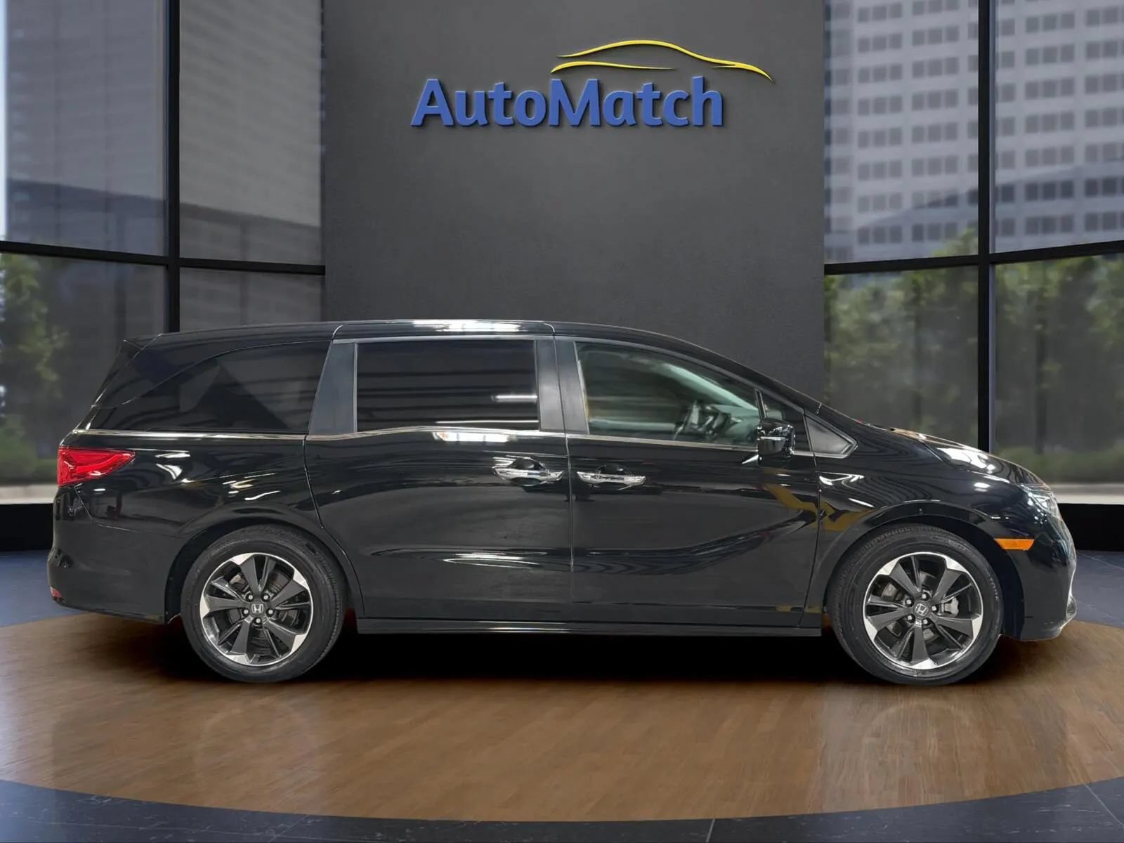 Used 2024 Honda Odyssey Elite image 12