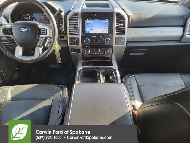 Used 2017 Ford F350 Lariat image 16