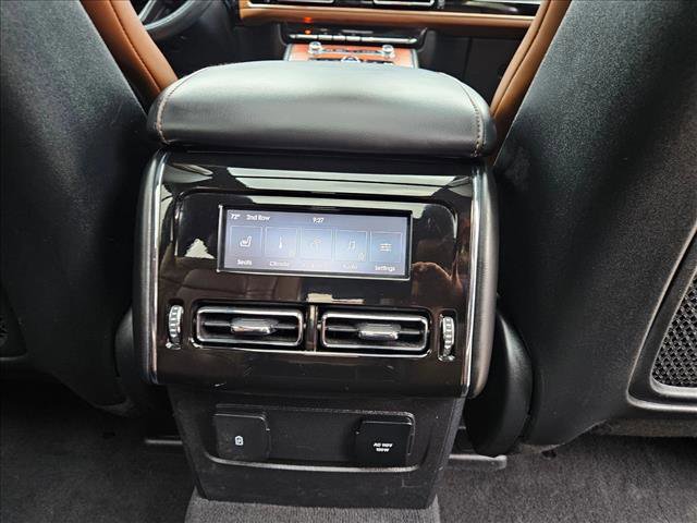 Used 2023 Lincoln Aviator Reserve w/ Equipment Group 201A image 25