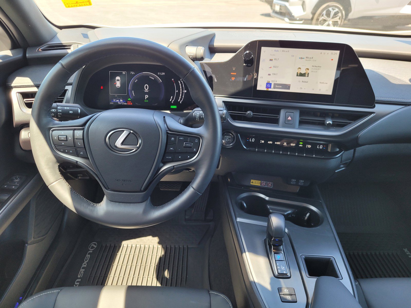 Certified 2025 Lexus UX 300h FWD w/ Accessory Package (Z2) image 11