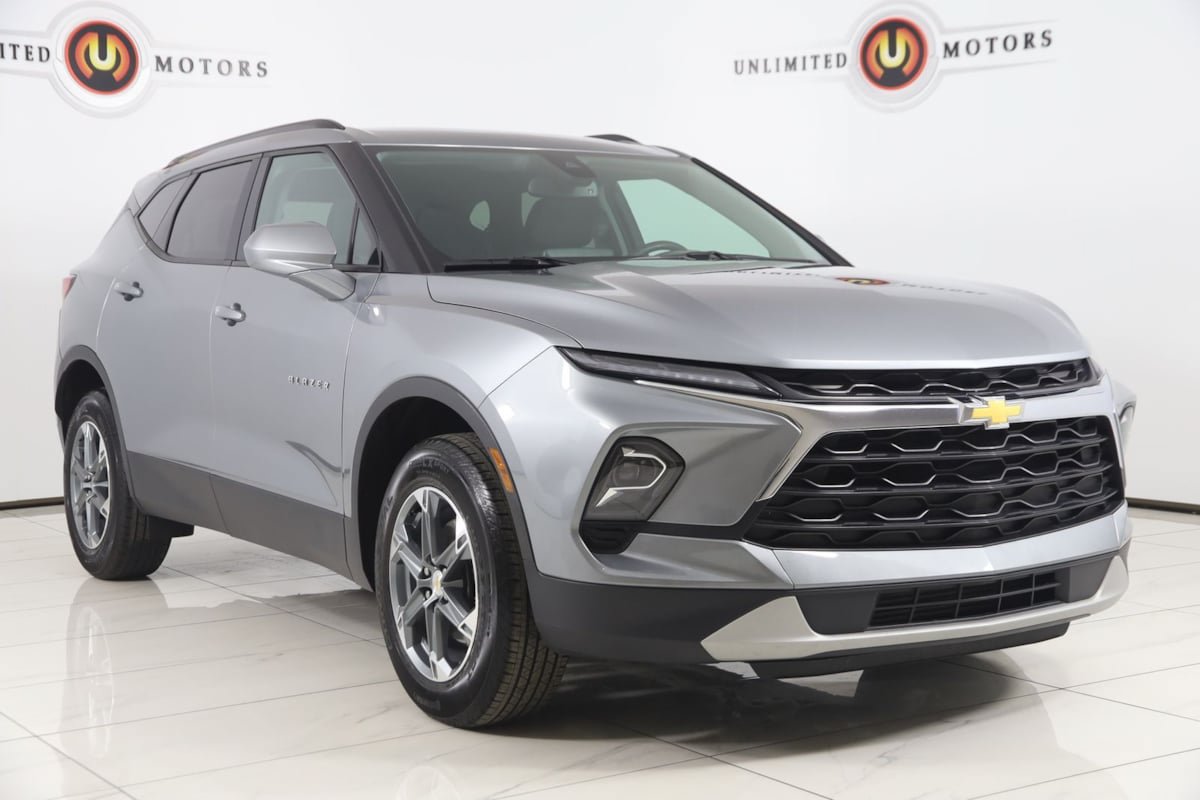 Used 2024 Chevrolet Blazer LT w/ Convenience Package FWD image 20