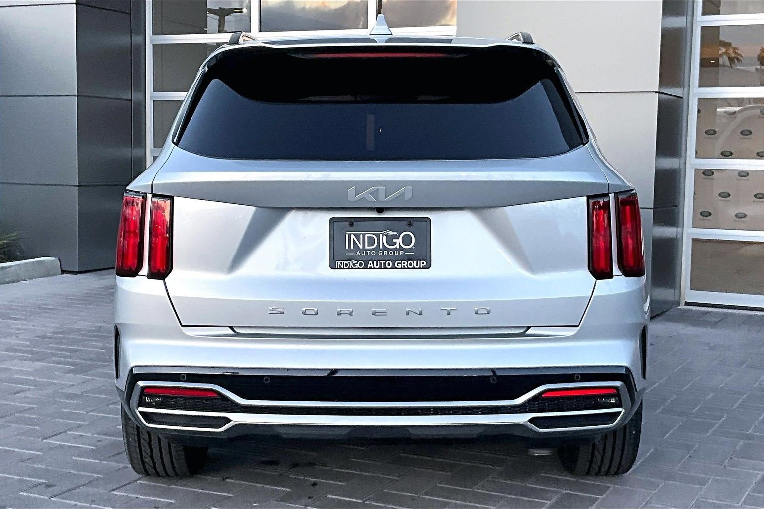 Used 2022 Kia Sorento SX image 4