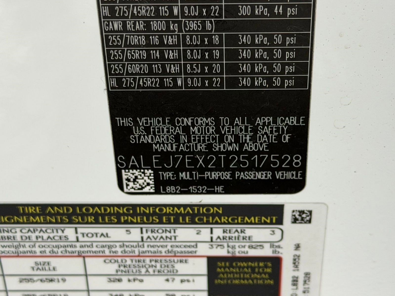 Used 2026 Land Rover Defender 110 S AWD/4WD image 19