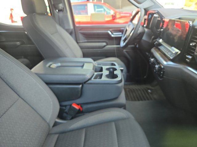 Used 2024 Chevrolet Silverado 1500 LT AWD/4WD image 25