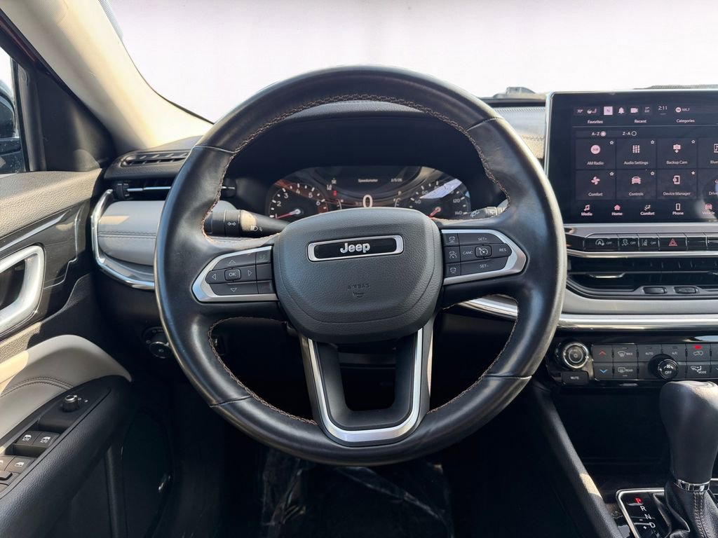 Used 2022 Jeep Compass Limited w/ Sun and Sound Group image 12