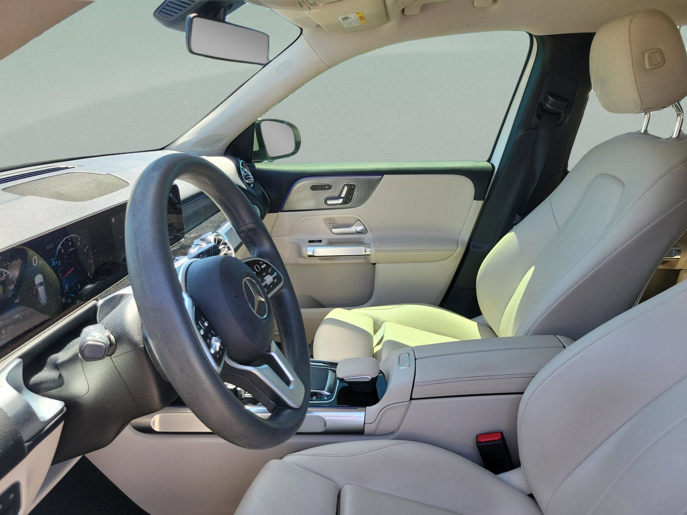 Used 2020 Mercedes-Benz GLB 250 image 13