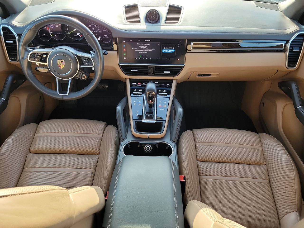 Used 2023 Porsche Cayenne Platinum Edition image 14