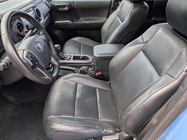 Used 2019 Toyota Tacoma TRD Off-Road image 14