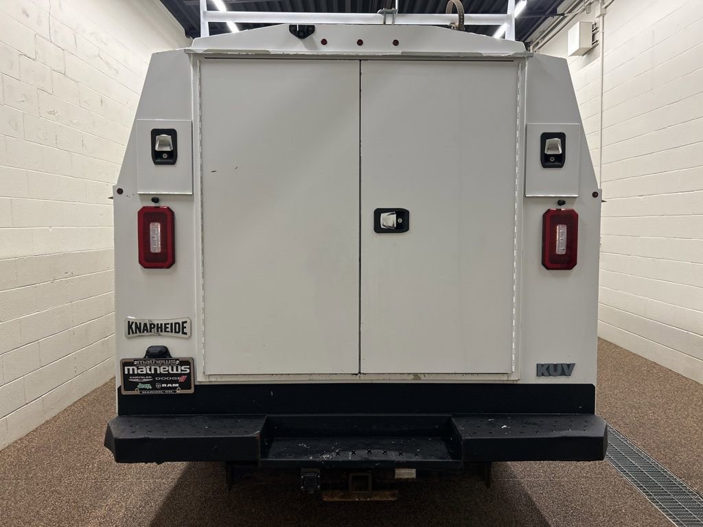 Used 2019 Chevrolet Express 3500 w/ Power Convenience Package image 3