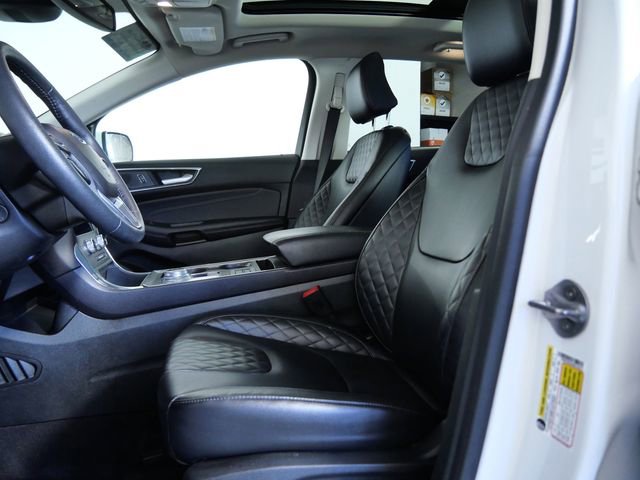 Certified 2024 Ford Edge Titanium w/ Equipment Group 301A AWD/4WD image 16