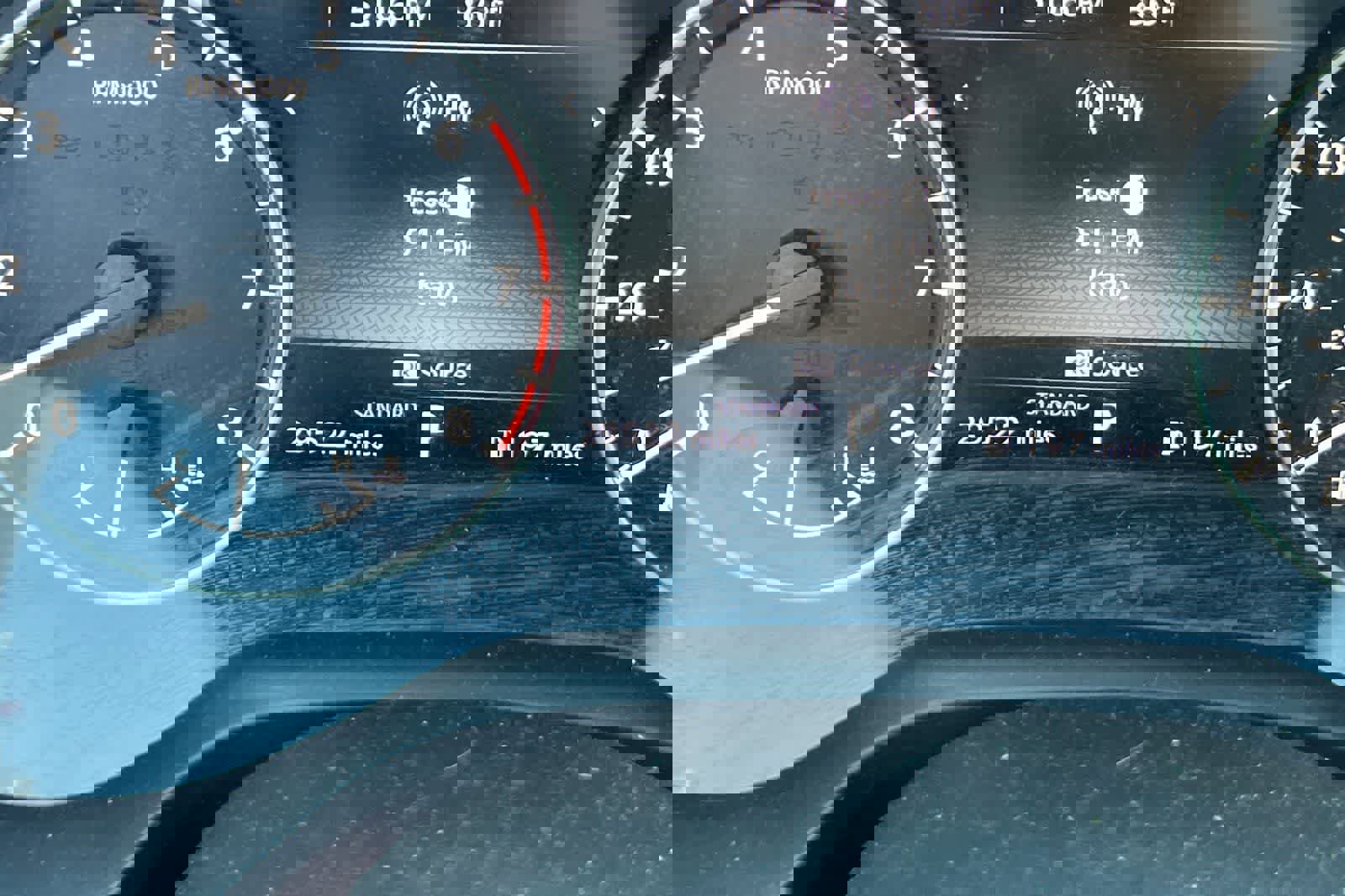 Used 2023 Nissan Rogue SV image 27