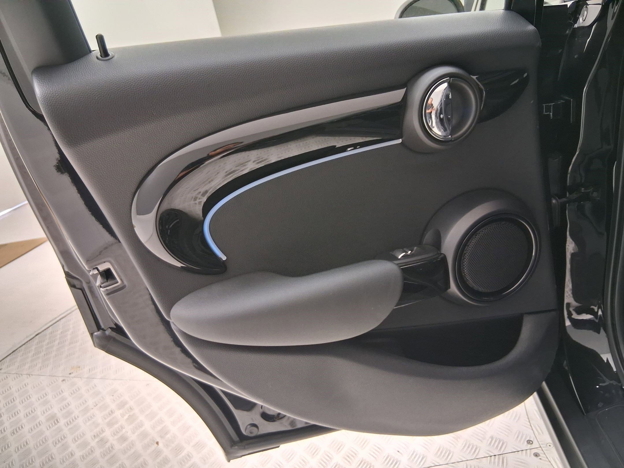 Certified 2023 MINI Cooper S image 29