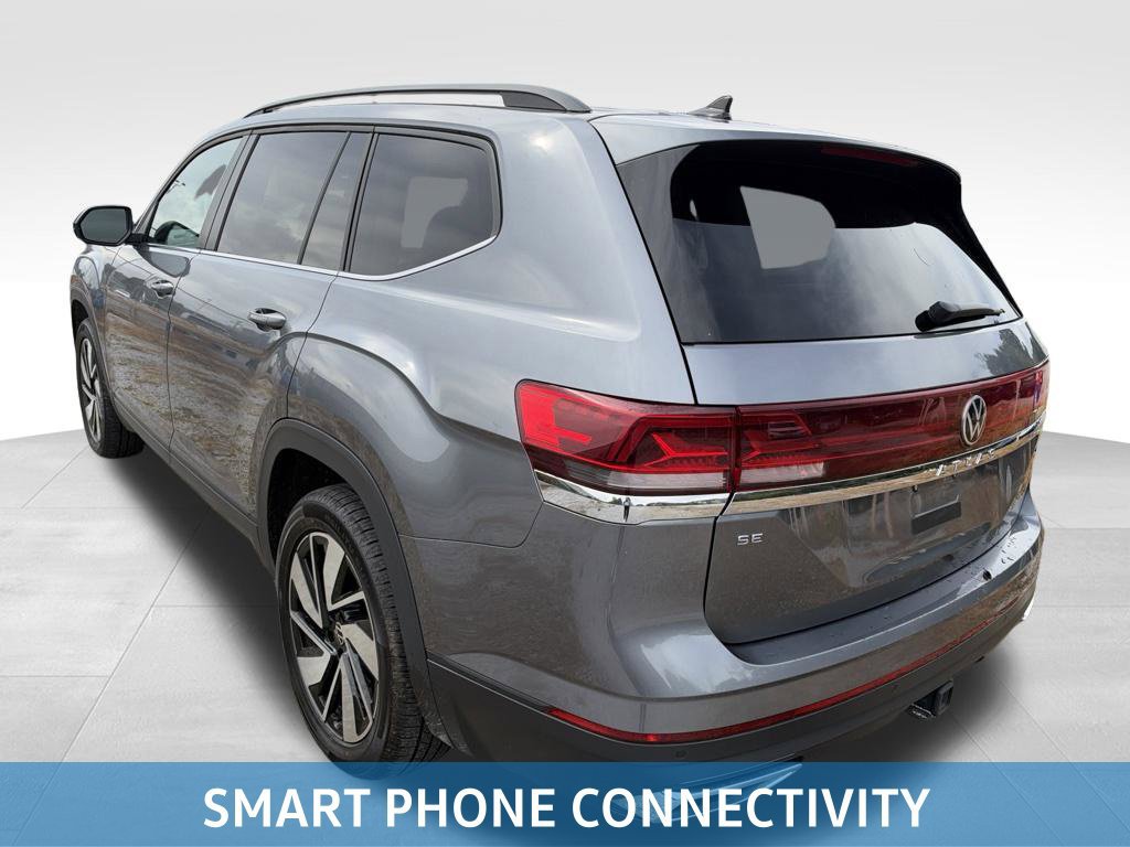 Used 2025 Volkswagen Atlas SE AWD/4WD image 8