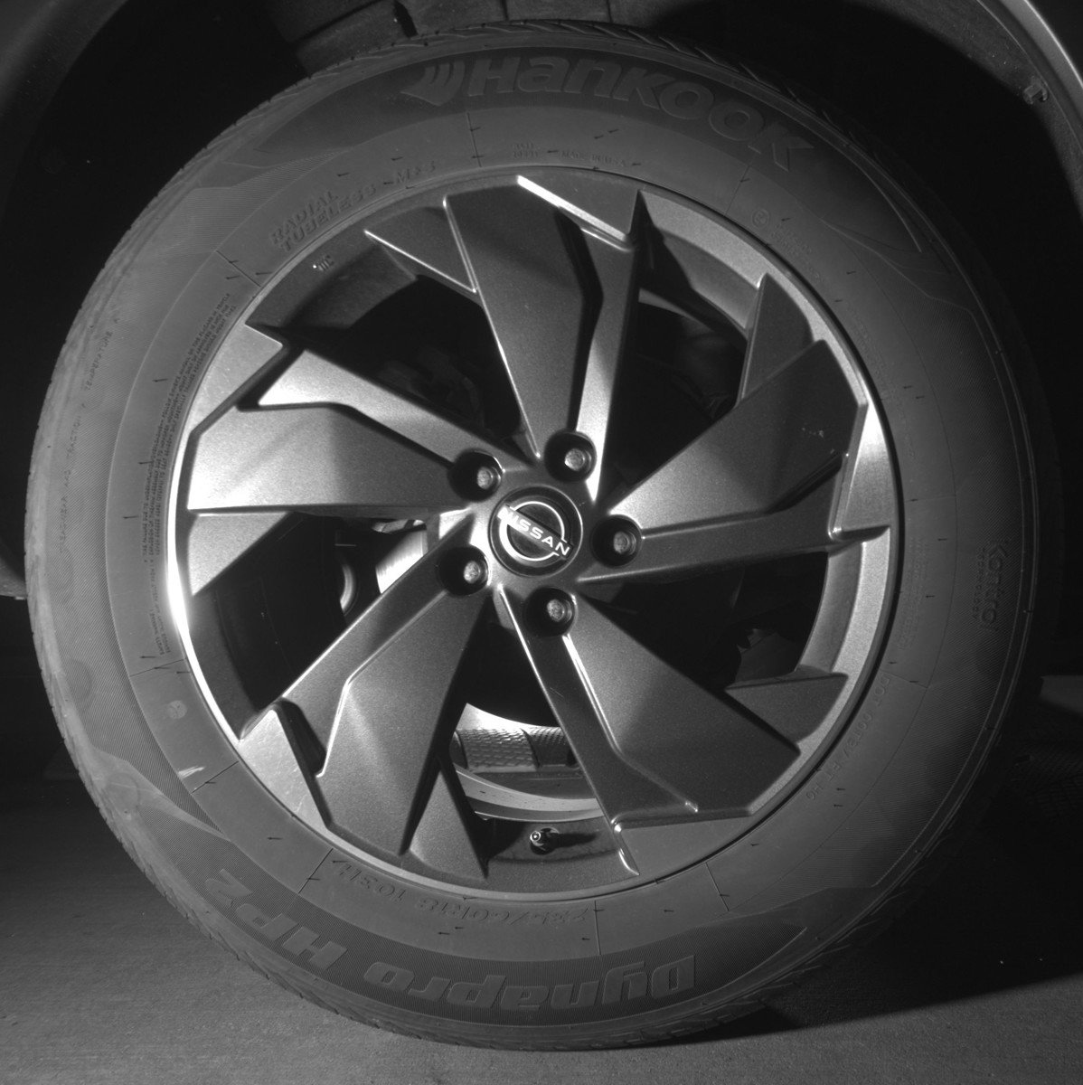 Used 2025 Nissan Rogue SV AWD/4WD image 15