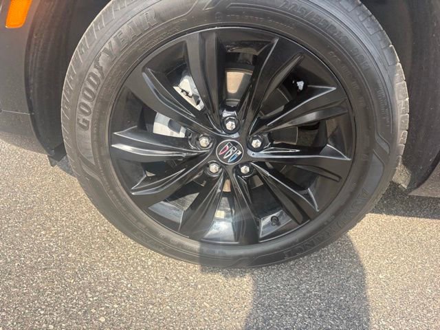 Certified 2024 Buick Envista Sport Touring w/ Convenience I Package image 18