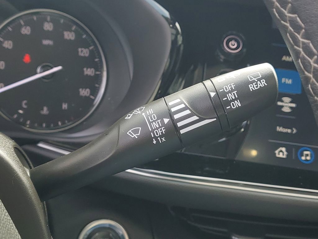 Used 2021 Buick Envision Avenir w/ Technology Package II image 14