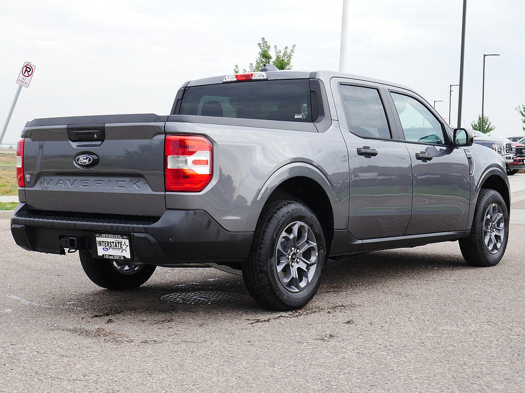 New 2026 Ford Maverick XLT w/ XLT Luxury Package AWD/4WD image 5