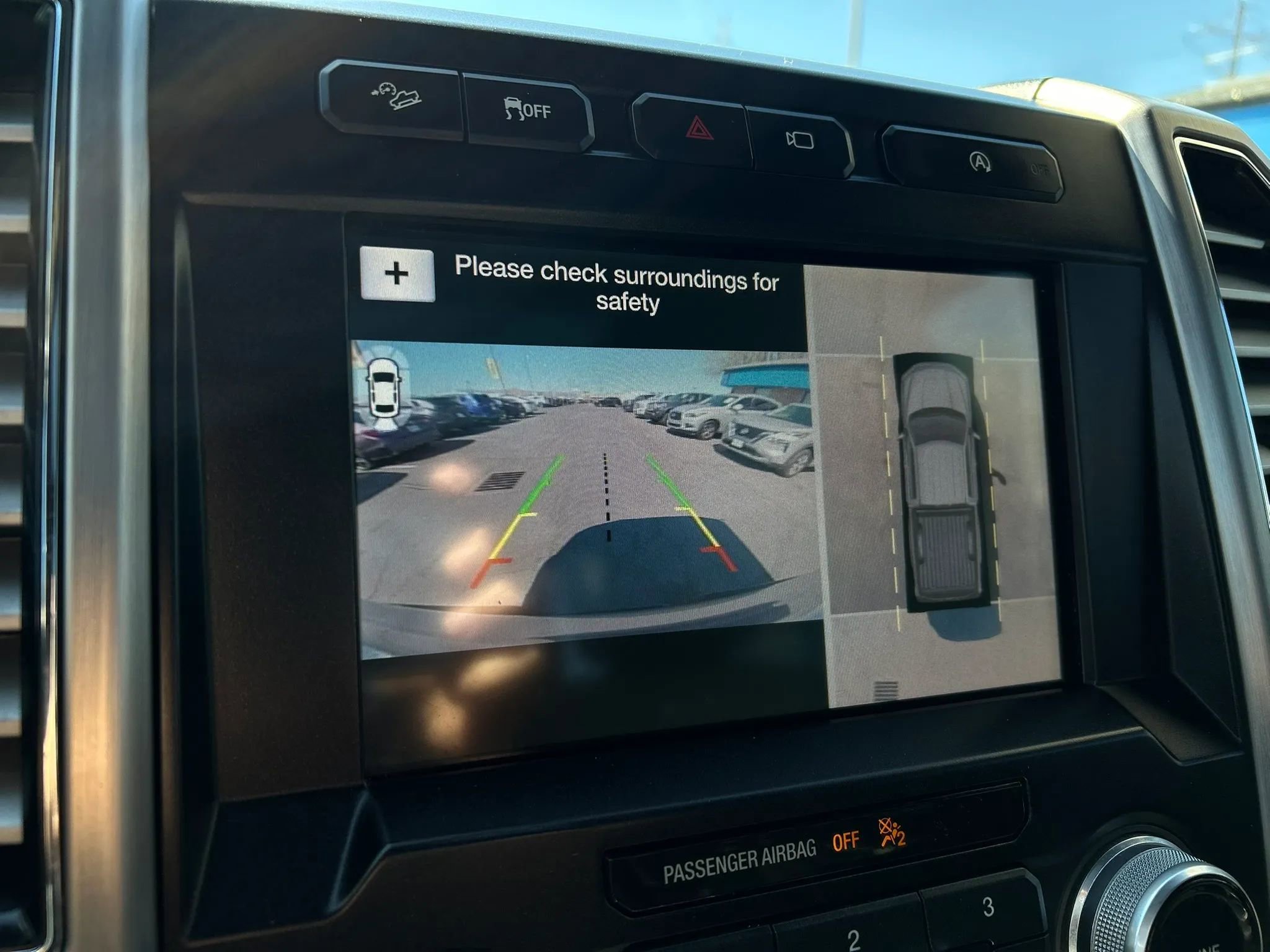 Used 2019 Ford F150 Platinum w/ Equipment Group 701A Luxury image 12