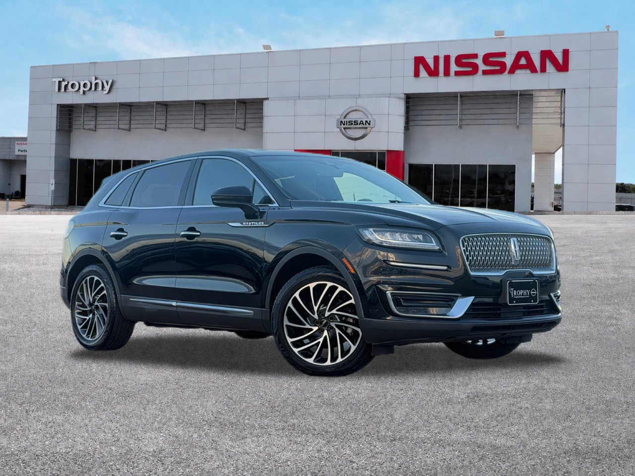 Used 2019 Lincoln Nautilus Reserve w/ Cargo Utility Package FWD image 1