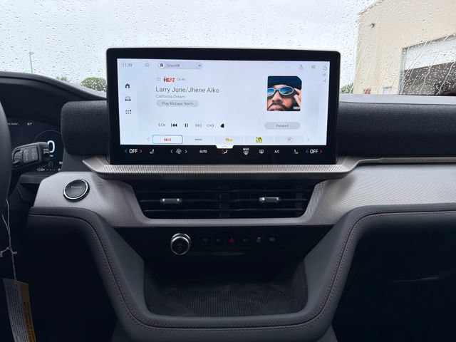 New 2027 Ford Explorer Active AWD/4WD image 19