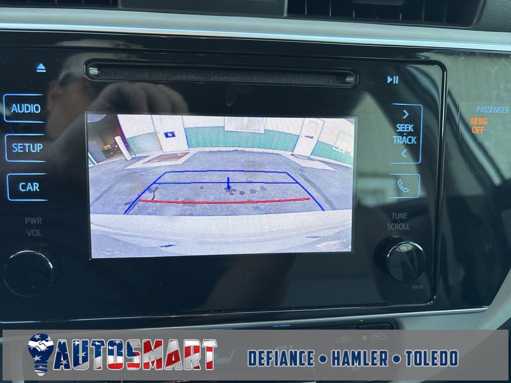 Used 2018 Toyota Corolla LE image 22