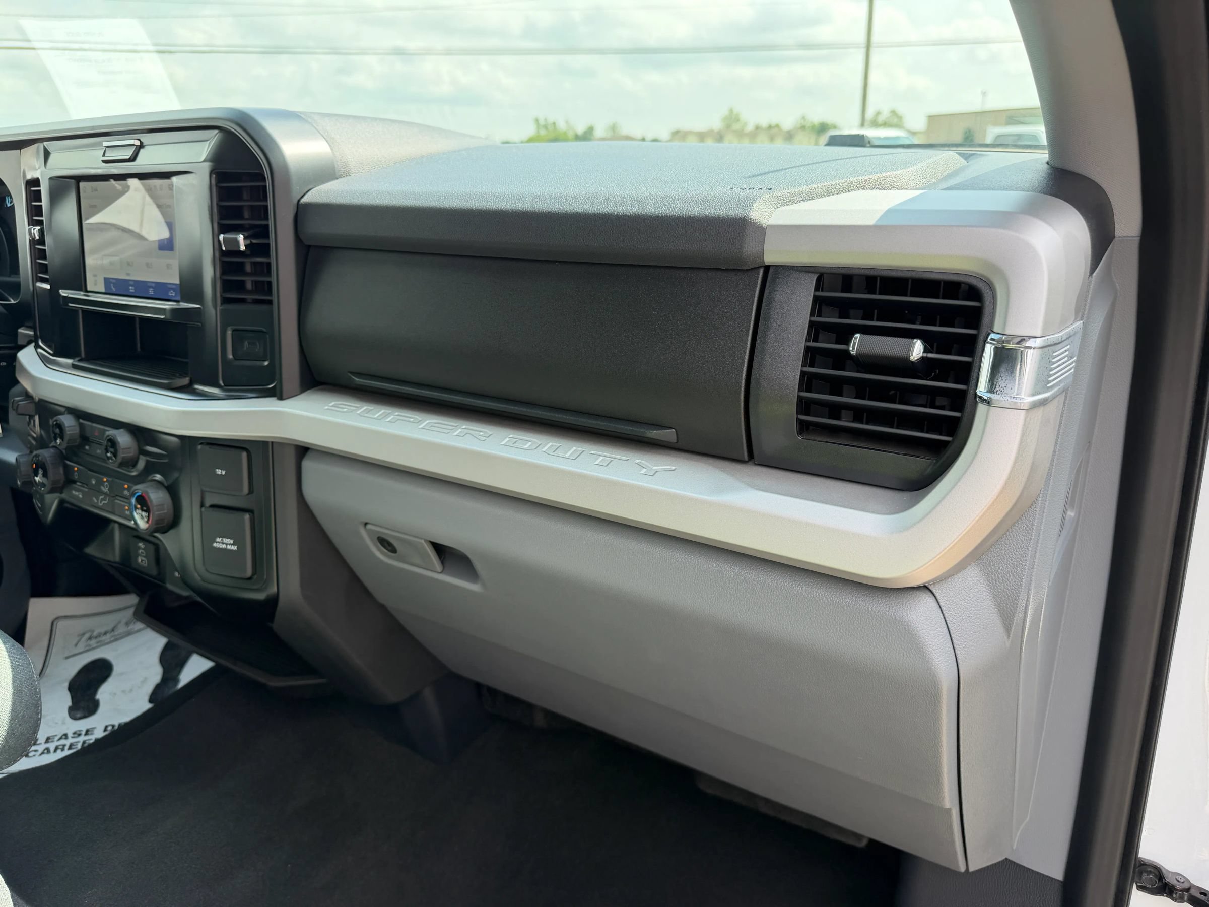 Used 2025 Ford F350 XLT AWD/4WD image 35
