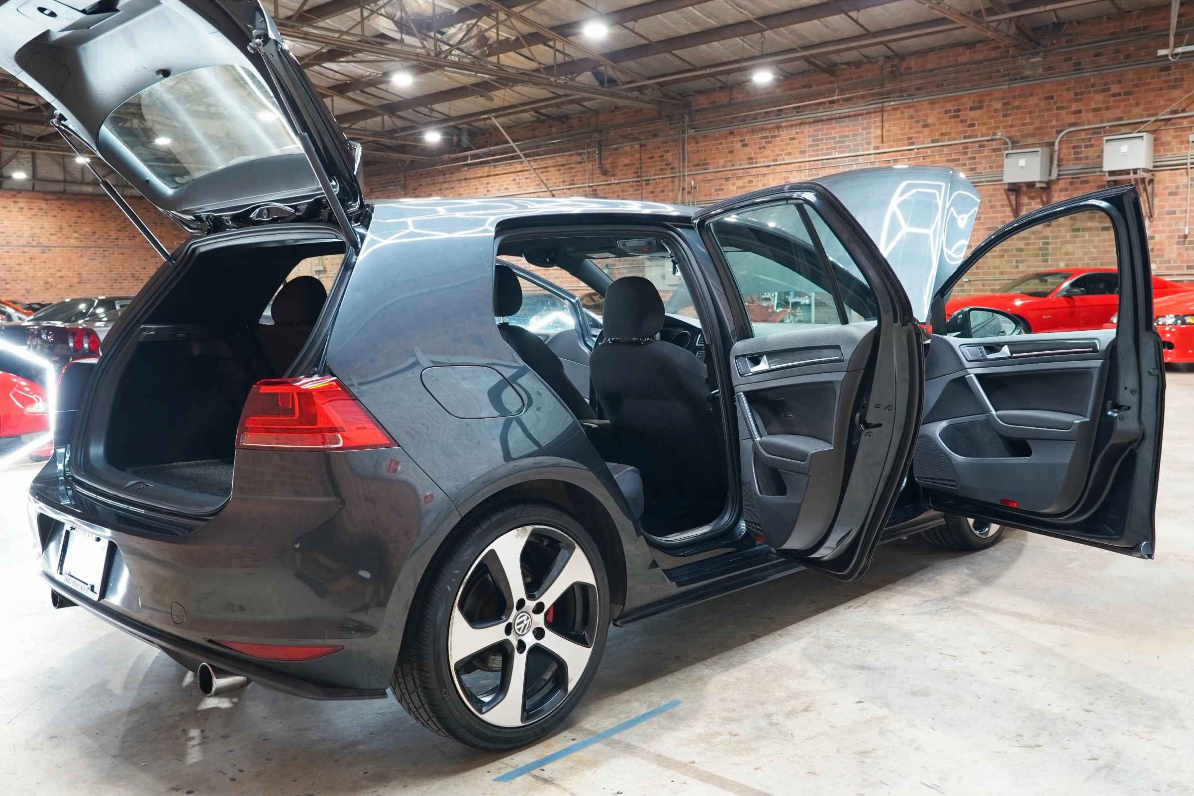 Used 2017 Volkswagen GTI S FWD image 25