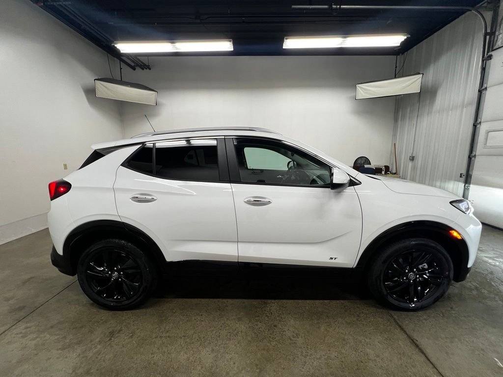New 2026 Buick Encore GX Sport Touring w/ Comfort Package AWD/4WD image 2