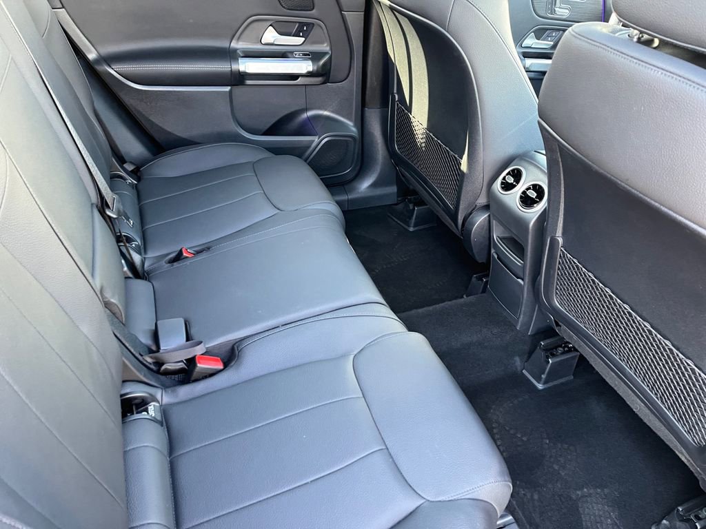 Certified 2025 Mercedes-Benz GLB 250 4MATIC image 18